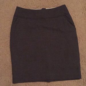 Super cute, great condition gray pencil skirt